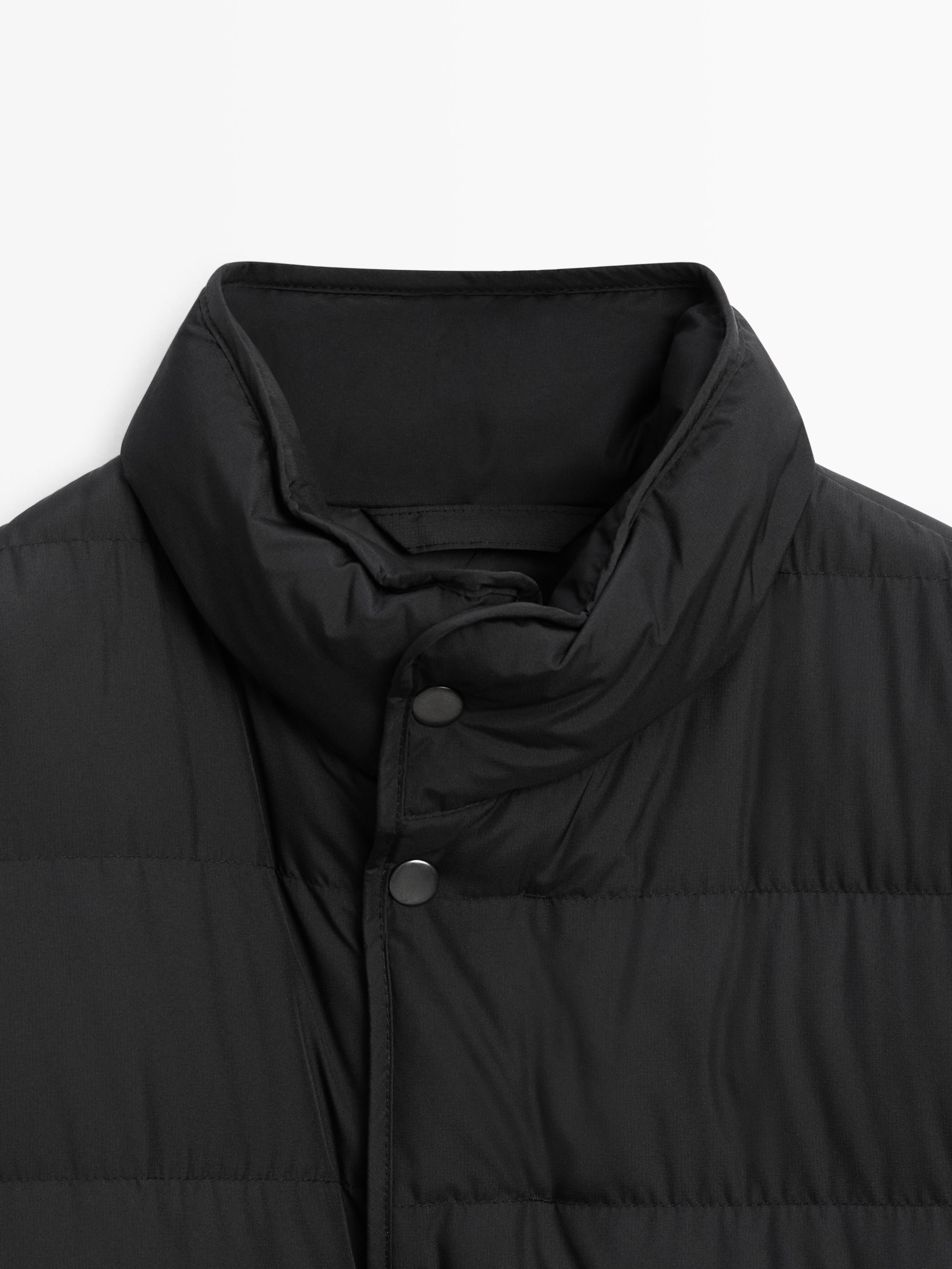 Water-repellent puffer jacket with down blend